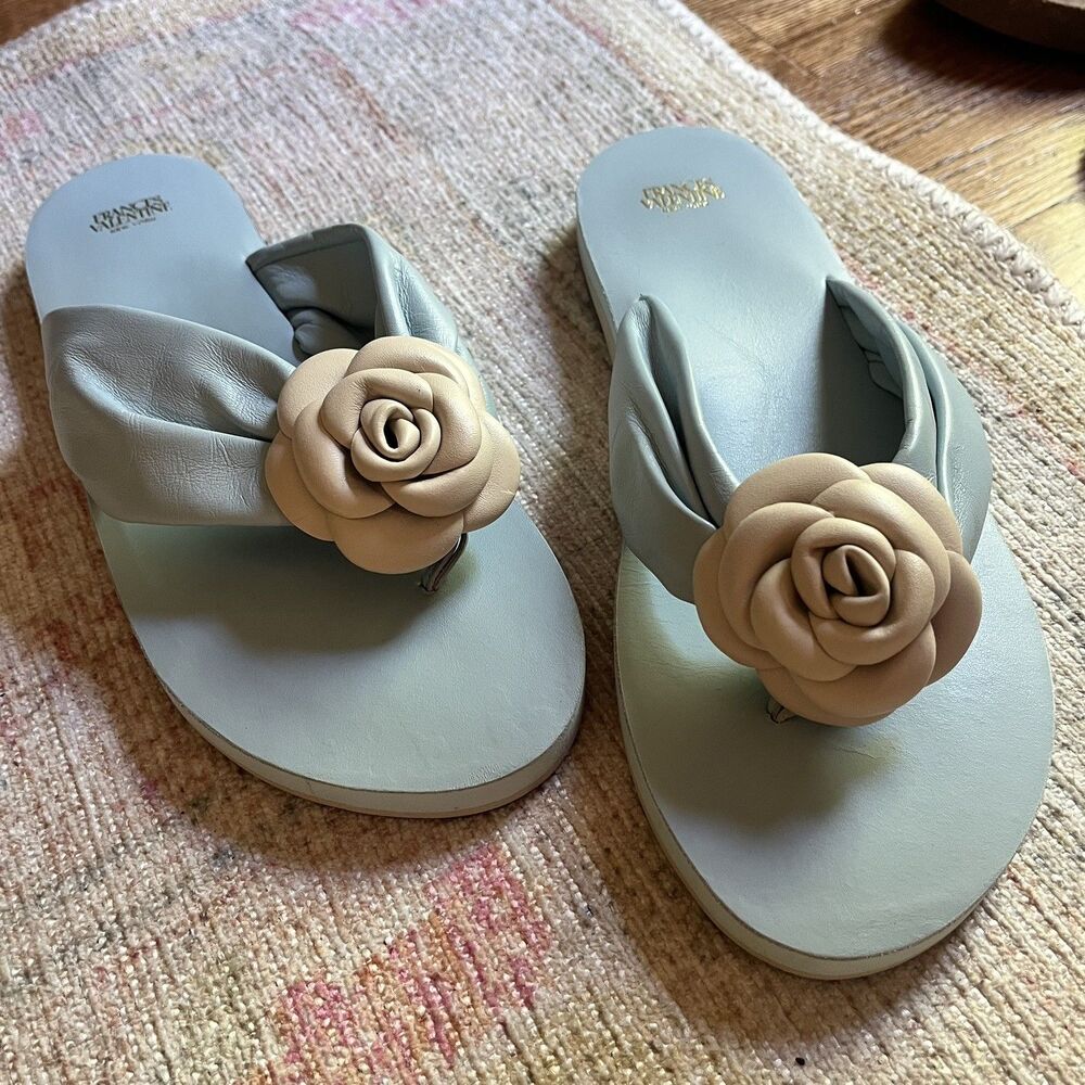 FRANCES VALENTINE Magnolia Flower Lt Blue White Cloud Thong Leather Sandal Sz9.5